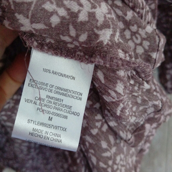 Democracy Flowy Floral Boho Peasant Top - Picture 8 of 8